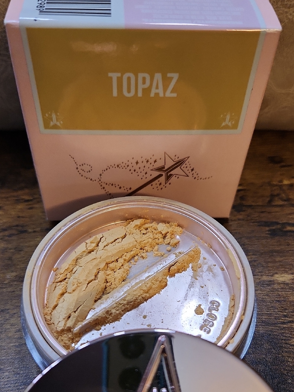 Jeffree Star Loose Setting Powder - Topaz Shade